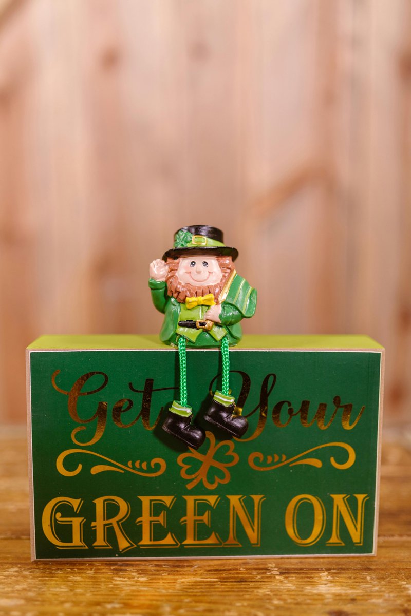 garagedoor_hero's tweet image. If your garage door is acting a little mischievous today, don’t chase luck. Call your hero instead 🍀🦸‍♂️ Happy St. Patrick’s Day from Garage Door Hero!

#StPatricksDay #GarageDoorHero #LuckyHome #LocalService