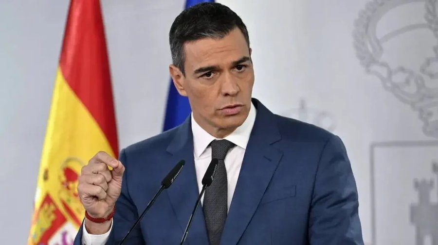 Sociometrocom's tweet photo. ¿Cree Ud. que llegará #PedroSánchez al final de la legislatura? https://t.co/5REfhaMm3F https://t.co/bCMeqLS2HD