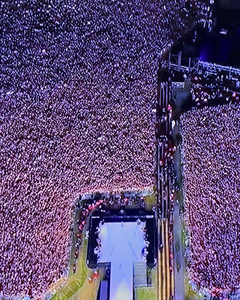 Team Sabrina 🐾 tweet media