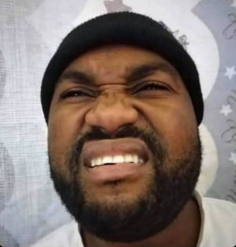 Extra busy tweet media