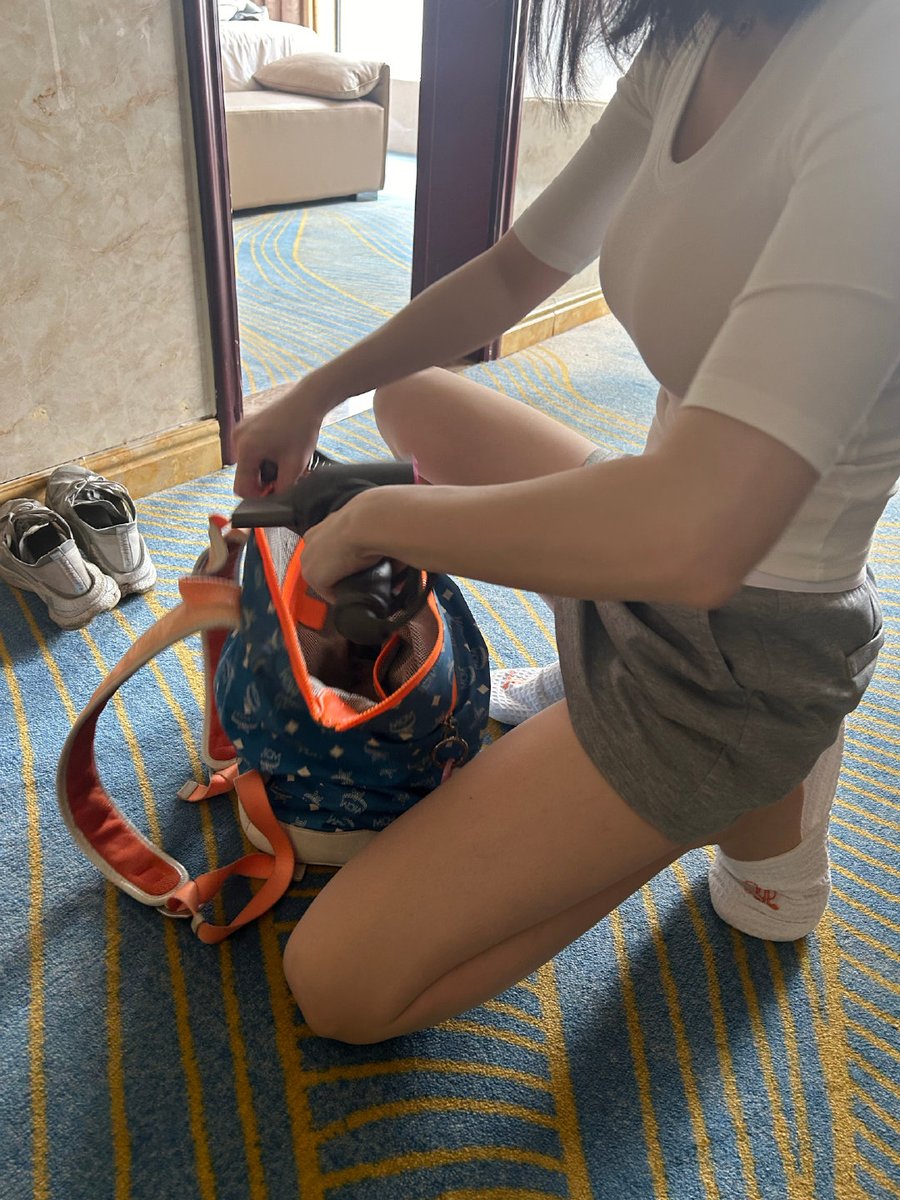 我和太太陈脂虎 tweet media