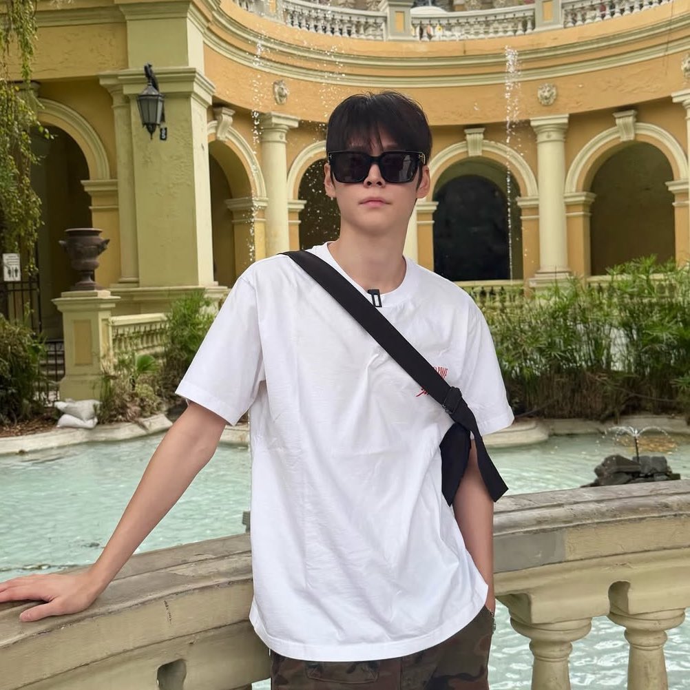 กุว่าแล้วใครซื้อหมู่บ้านชิชา