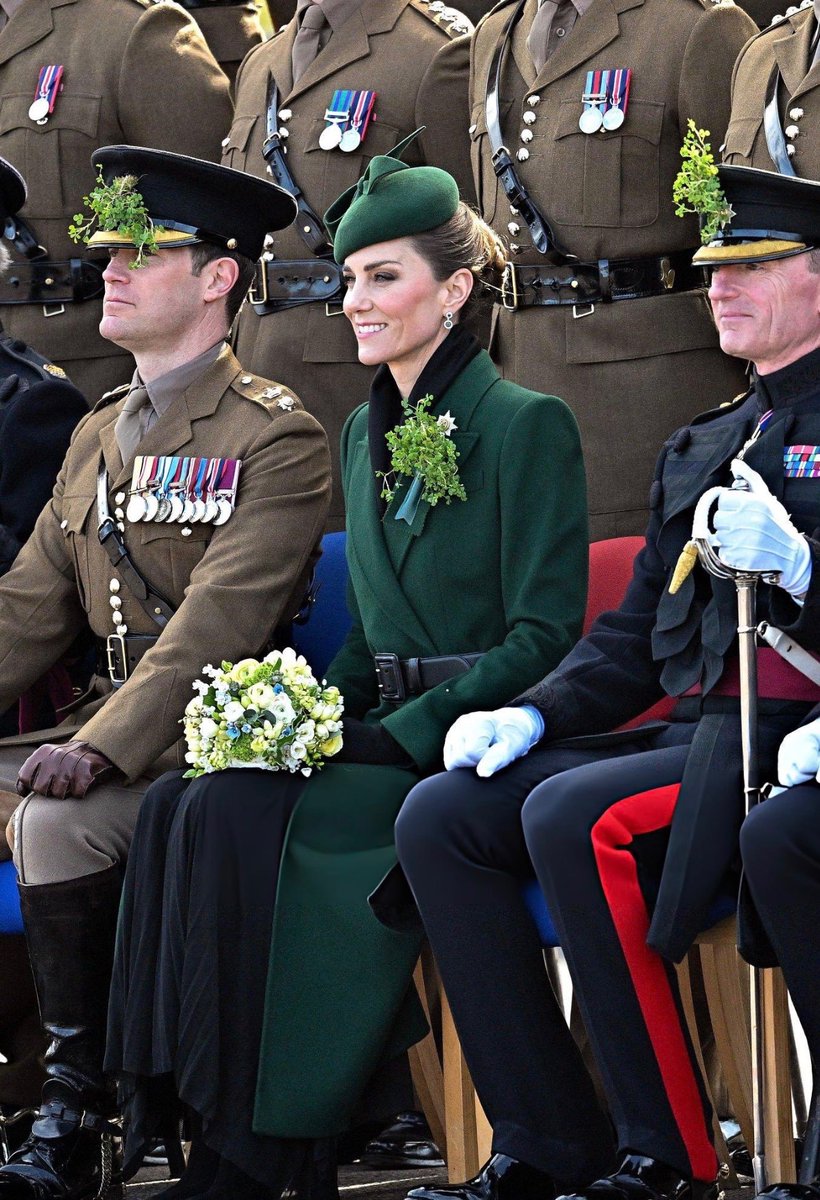 Canellelabelle's tweet image. This face😍
She makes St Patrick’s day look posh🥰
#PrincessofWales