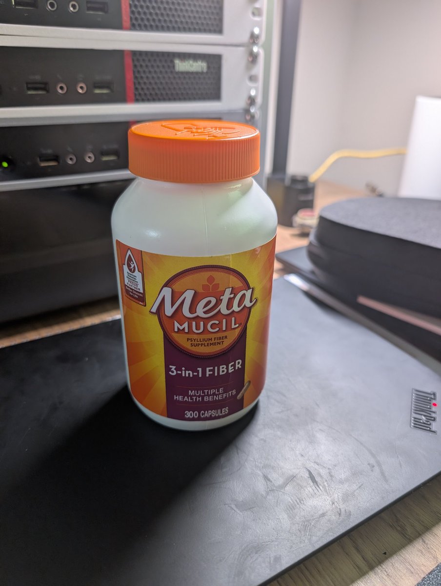 compuficial tweet media