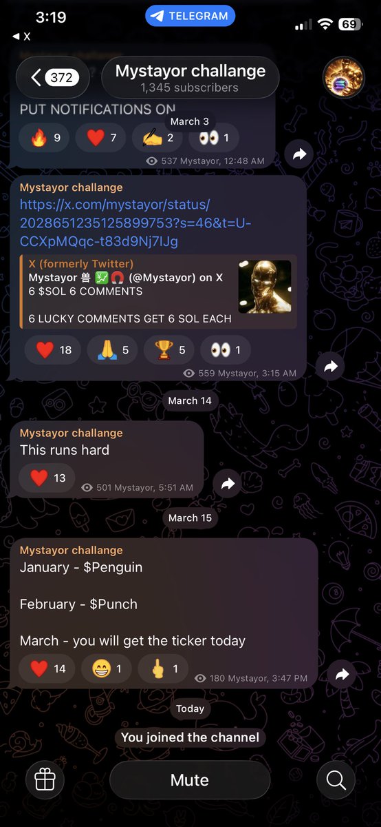 Julius 👽 tweet media