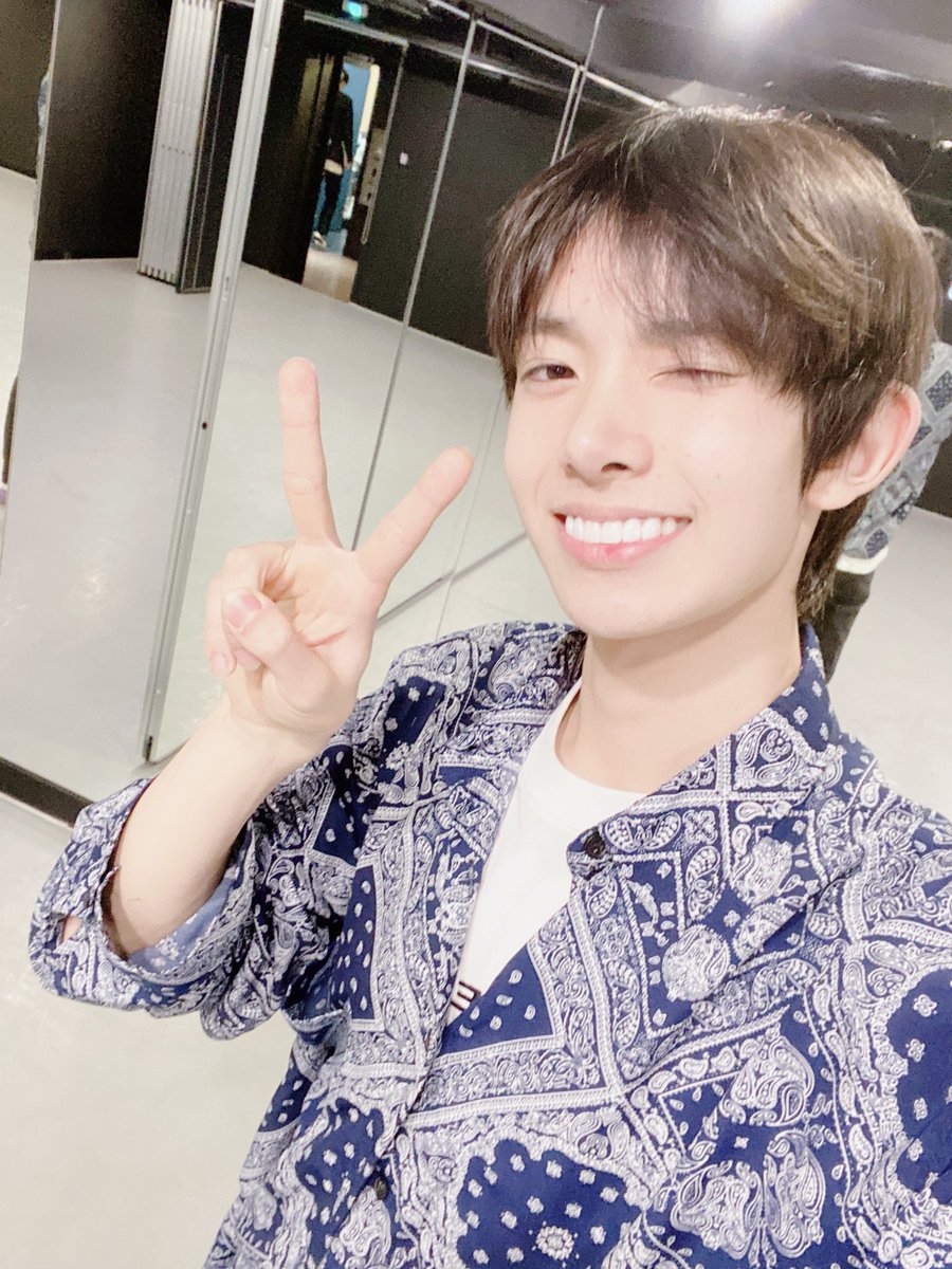 hs_luvvr's tweet photo. @HS_BRMM My baby ㅠㅠ

BE:LIFT, ENHYPEN’s success is not your shield against accountability. Stop controlling their growth while profiting from their labor.

You built your empire on ENHYPEN.

RESPECT THE ARTISTS WHO BUILT YOUR EMPIRE
#LET_HEESEUNG_DO_BOTH
#RESPECT_ENHYPEN
#ENHYPEN_IS_7 https://t.co/nKPdQaovqo