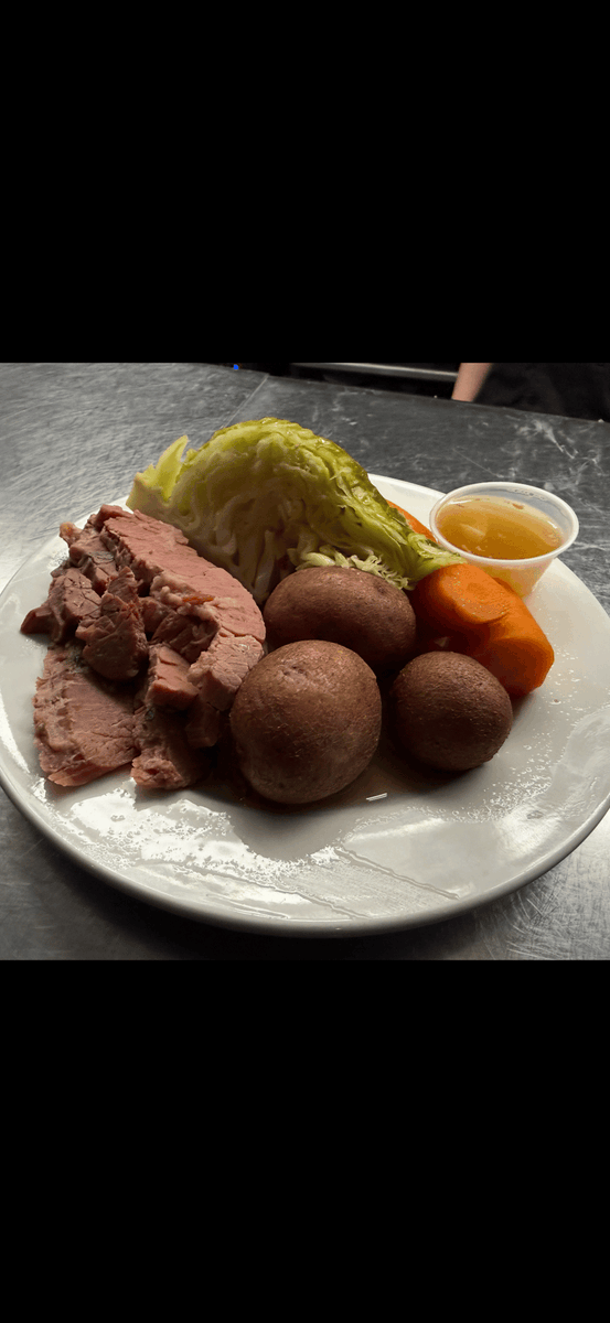 Eller's Restaurant tweet media