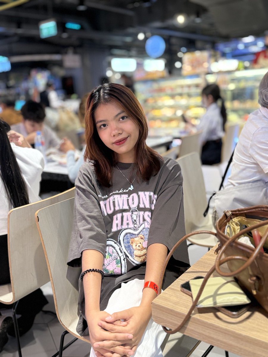 EainSan83758's tweet photo. Just a simple moment ✨🌻 

#numoneofficial #numone 
#fourthnattawat @Numone_Official https://t.co/dYv7e2mVXs