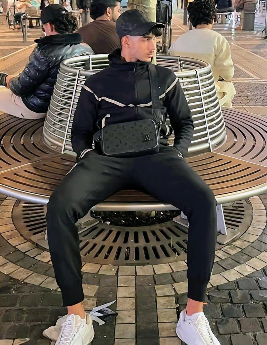 Ready to serve ☪️ tweet media