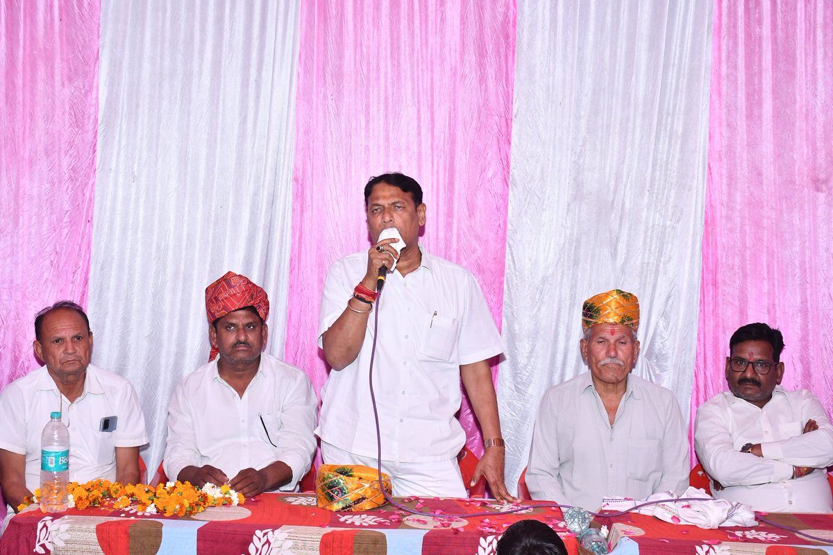 PramodBhayaINC's tweet image. 📍आभार ग्राम शाहपुरा  - धन्यवाद यात्रा!

विश्वास का मार्ग, सेवा का संकल्प।
#PramodBhaya #Anta #Mangrol