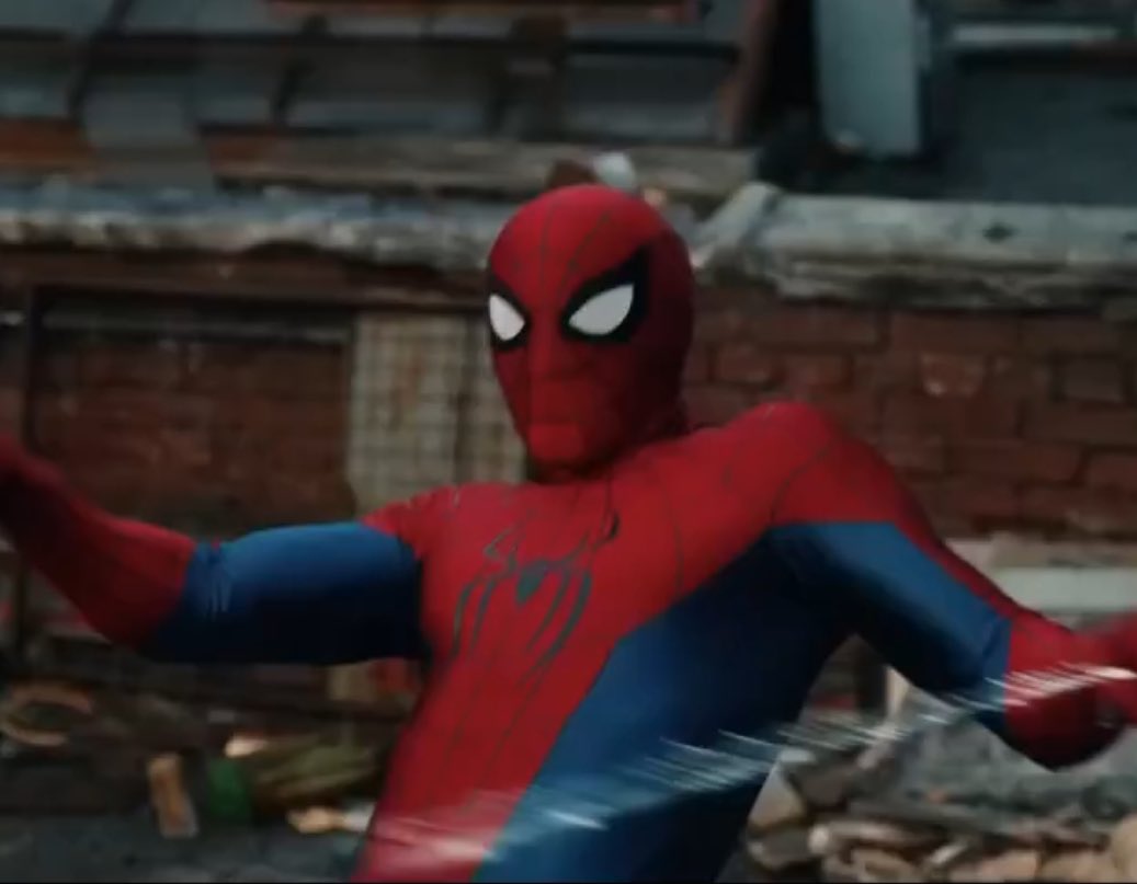 DiscussingFilm tweet media