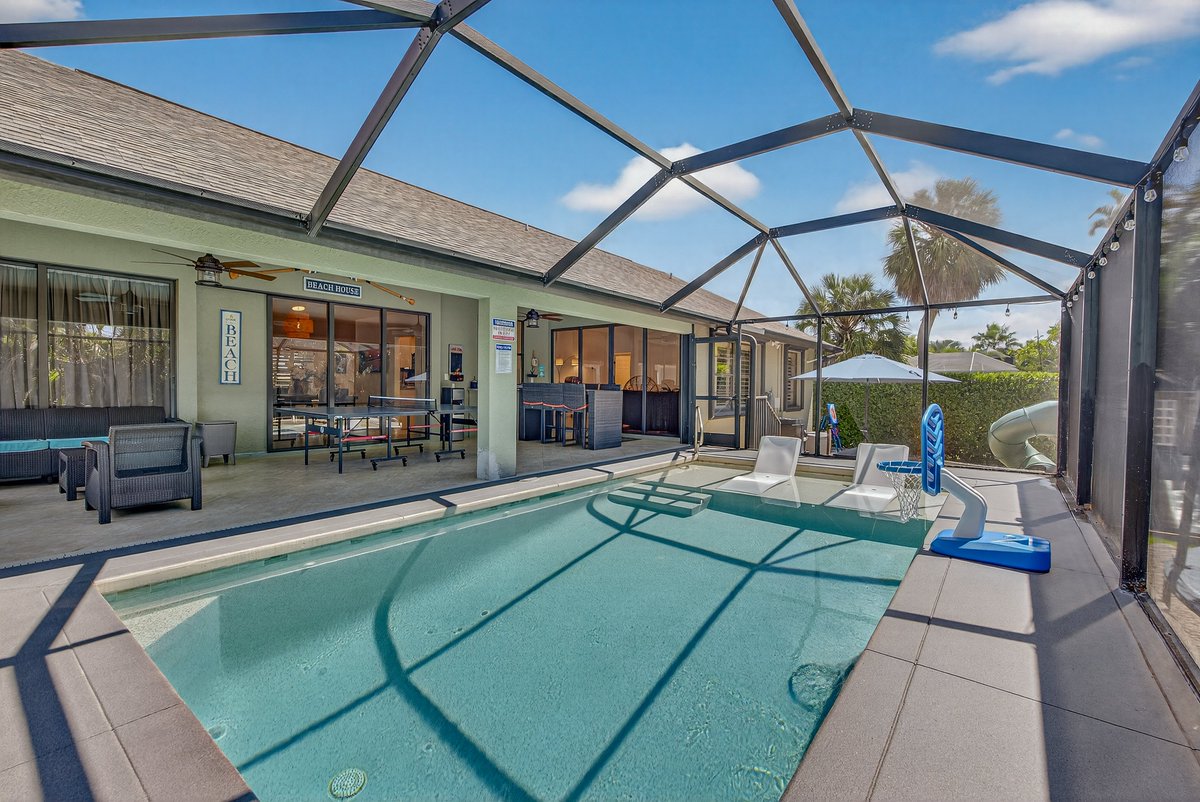 Chris Sullivan tweet media