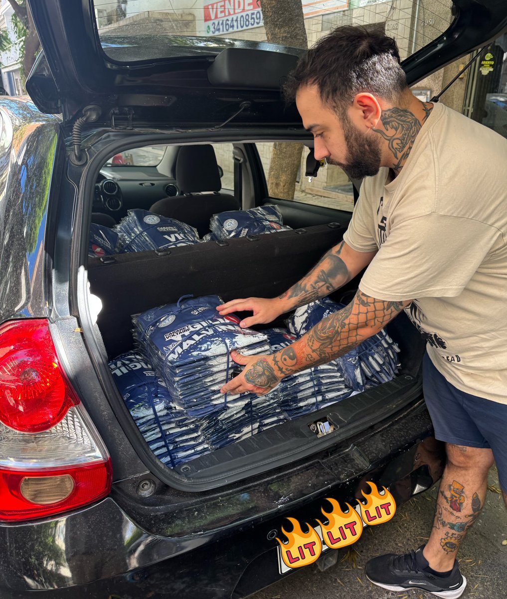 Tirano Prófugo tweet media