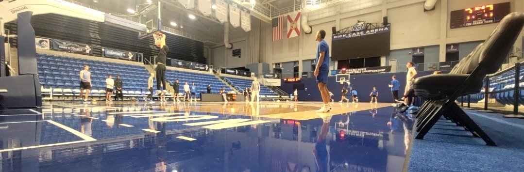 977ESPN's tweet photo. Sweet 16 is coming up tonight. @UAH_MBB https://t.co/gIU2sj5Hfi