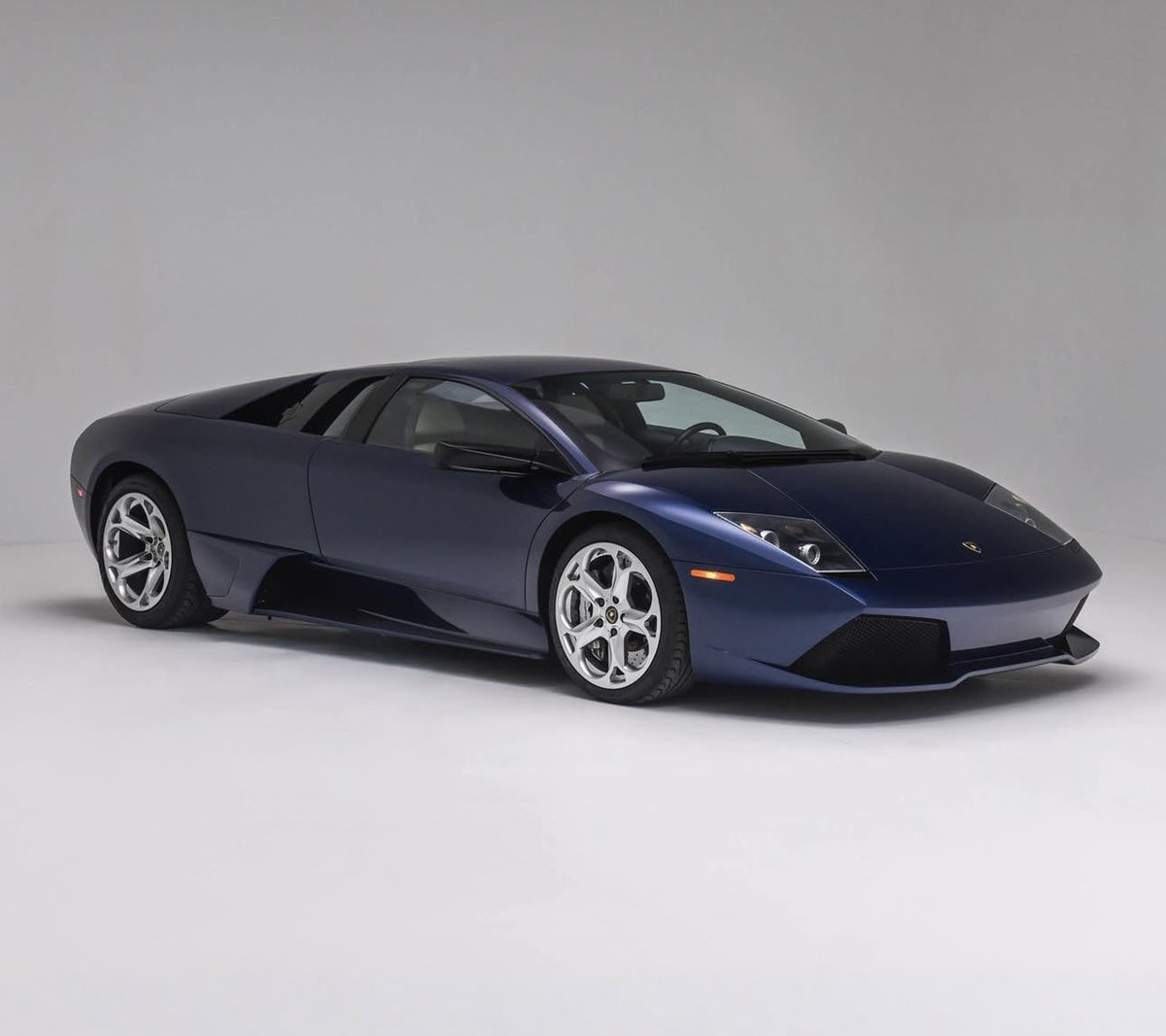 Lamborghini Club tweet media