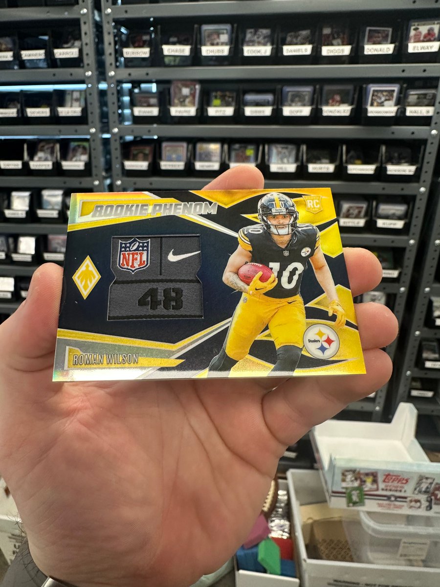 SportsCardJunct's tweet image. Check out these awesome weekend customer pulls 😯

#SCJ #TradingCards #WhoDoYouCollect #TheHobby #SportsCards #Collecting #HobbyShop #SUPPORTYOURLCS