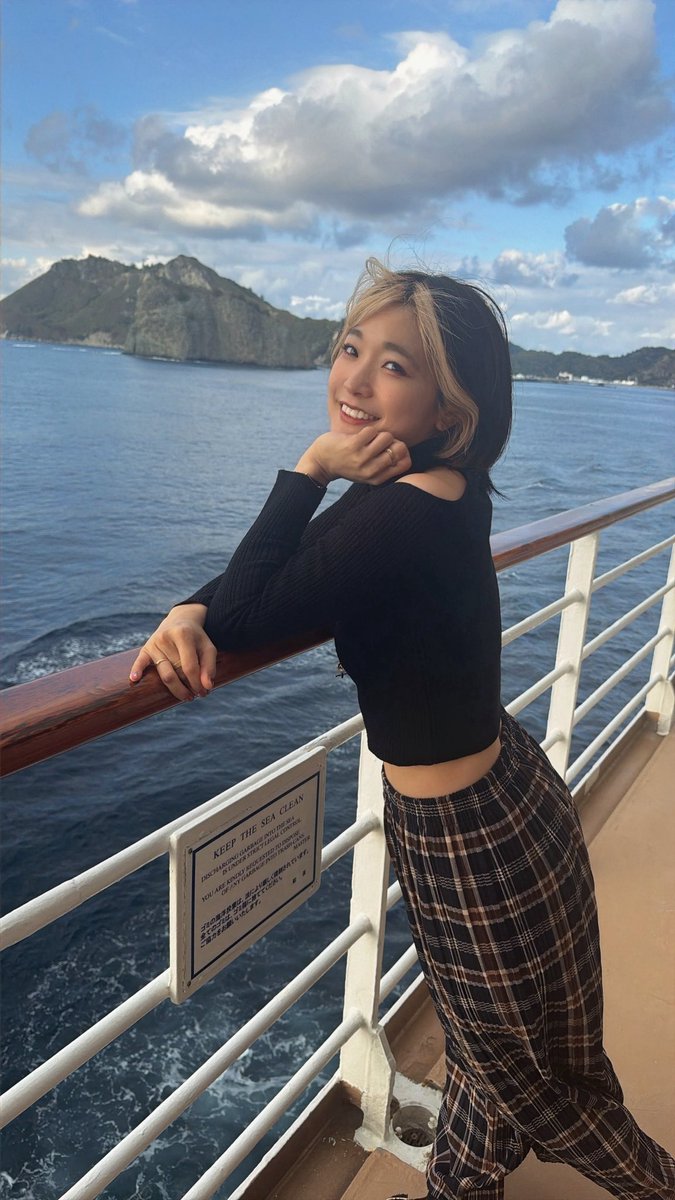 《船でしか行けない世界遺産 小笠原クルーズ》
に乗船して4日目を迎えました🛳️✨

客船にっぽん丸の引退までに
乗らせていただける最後の機会🌸

本日・明日はメインショー！
感謝を込めて歌わせていただきます！