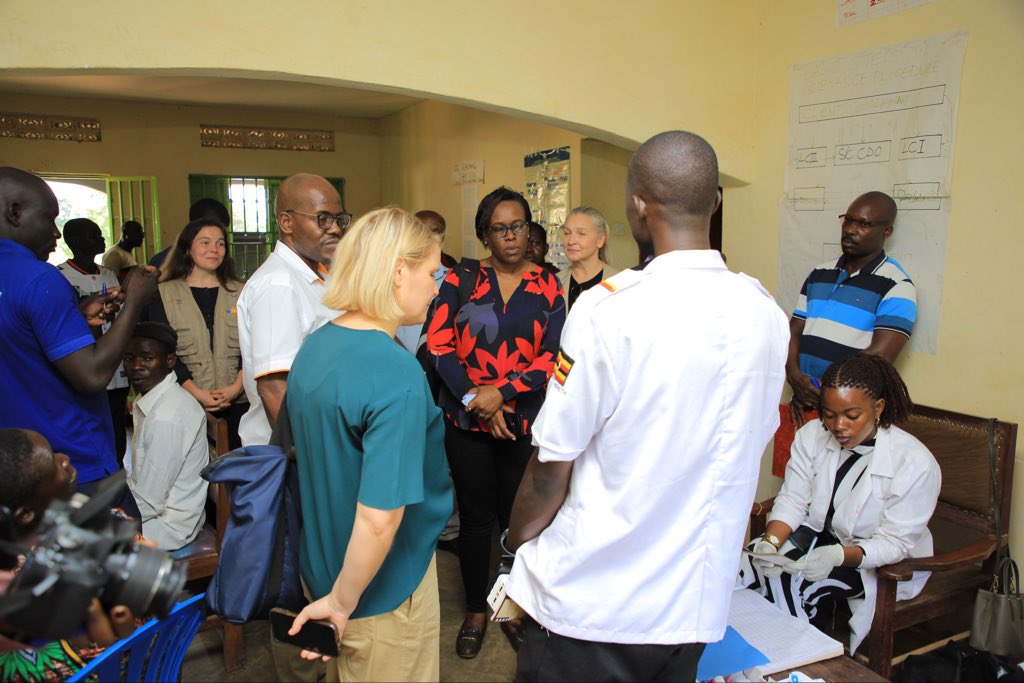 UNFPAUganda's tweet image. At Nsono Trading Centre, Namayingo District, the delegation visited an integrated community outreach providing maternal care, obstetric fistula prevention, screening &amp;amp; referrals—building on efforts that have reached thousands, including young people with essential #SRHR services.