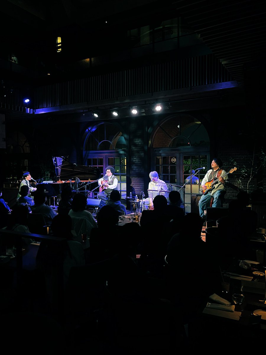 Neighbors Complain tweet media