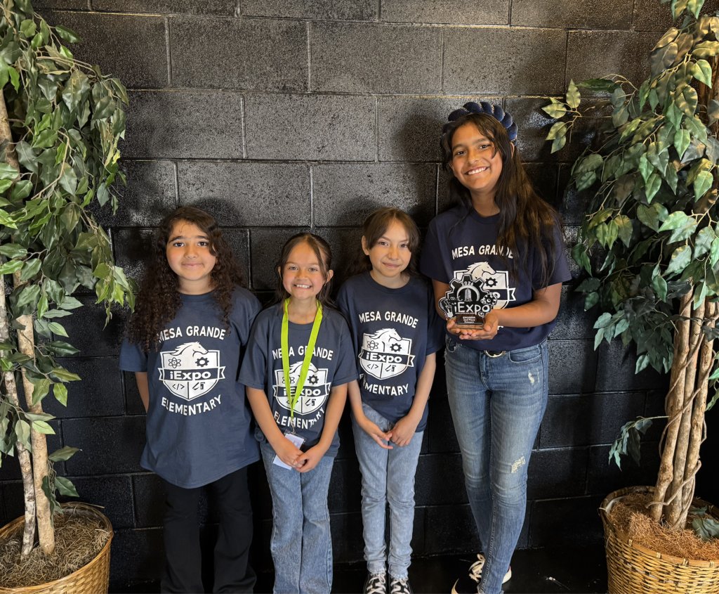 principalkirk1's tweet photo. Congratulations to our iExpo teams.  This past Saturday, they did a wonderful job representing our school in all of their different categories, even receiving a trophy!  Here are some of the activities in which they were involved. https://t.co/VqWIQCRcJW