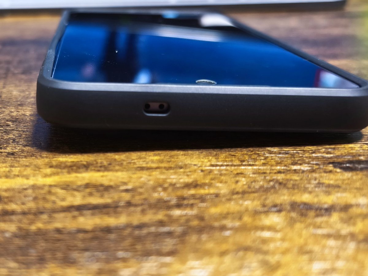 カティス tweet media