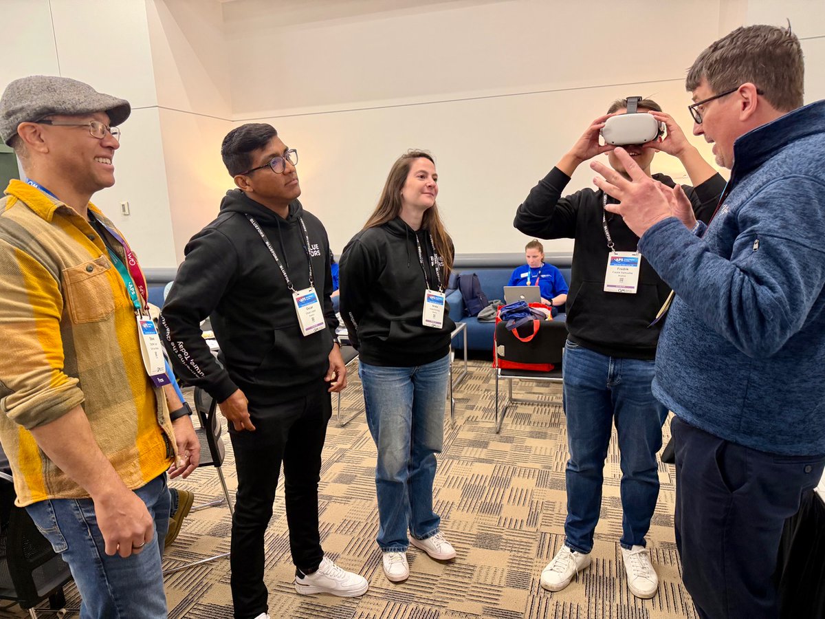 SanfordLab tweet media