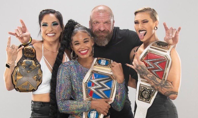 𝙸𝙵𝙴𝙾𝙻𝚄𝚆𝙰🩵🩵🩵🩵 tweet media