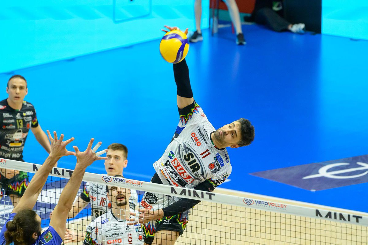 SIRVolleyPG's tweet image. Solè presenta Gara 3.

Tutte le info del match di domani👇

sirsafetyperugia.it/new/vigilia-di…

#BlockDevils