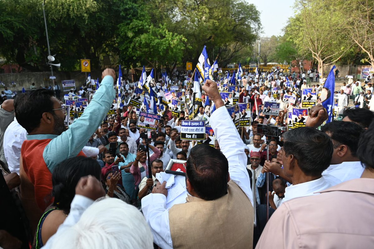 SwamiPMaurya's tweet image. हक हमारा, अधिकार हमारा UGC कानून मिशन हमारा।
UGC कानून लागू करो भेद भाव खत्म करो।