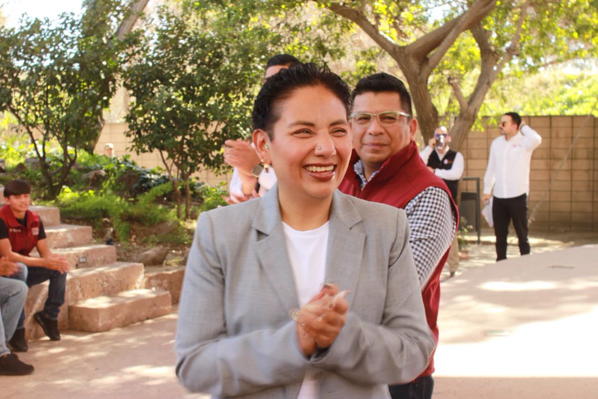 Beatriz Olivares P. tweet media