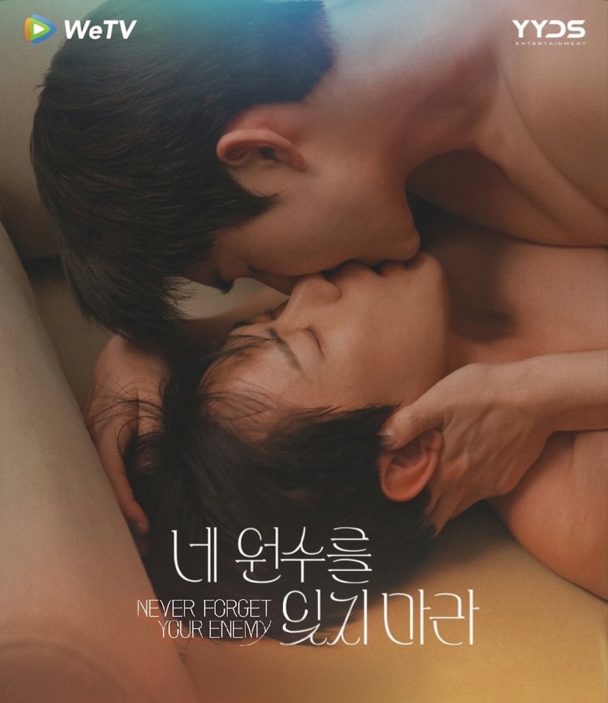boyslovehub's tweet photo. 🚨 PREMIERED! EP1 of WeTV’s first KBL, #NeverForgetYourEnemy, is now streaming.

After an accident, a guy loses all memories from the past 10 years. Things take an unexpected turn when his former school rival shows up claiming they’re boyfriends. #NFYE_EP1 https://t.co/VIySKr4uUX
