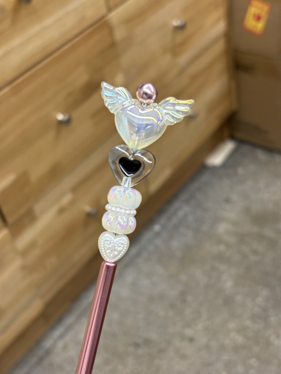 뜨나보다 수요조사중 | 짤리🧶 tweet media