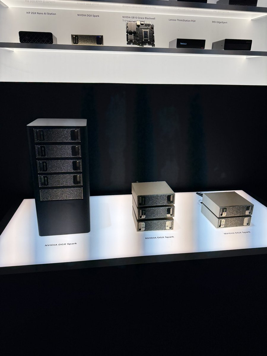 Alex Ziskind tweet media