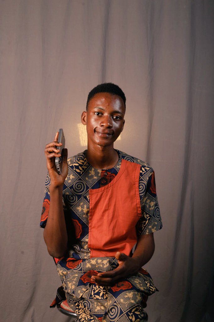 Basidonal23's tweet image. Hope you’re seeing light 👀
Charge your phones and power banks now!

New EP loading… and it’s going to be LOUD! 🔥
Even if na double bill, just pay am 😄

Gbedu is dropping soon on Audiomack and everywhere! 🎶
My entertainment lovers, get ready!

#basidonal