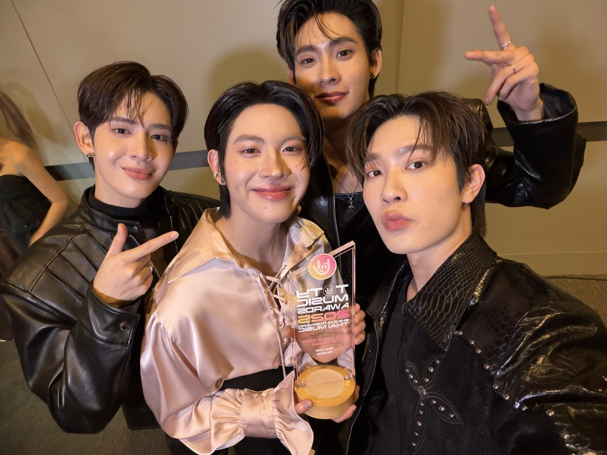 mynameis_yim's tweet photo. Congratulations👏🏻🥳 @firstone_wnk 

#TOTY2025xDMDMusic https://t.co/XAIK6NaG2B