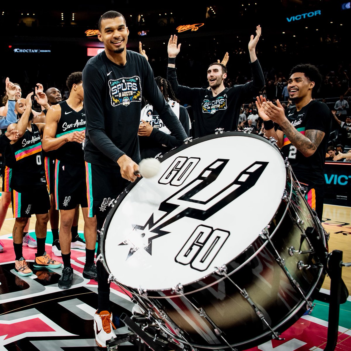 Crazy Stats tweet media