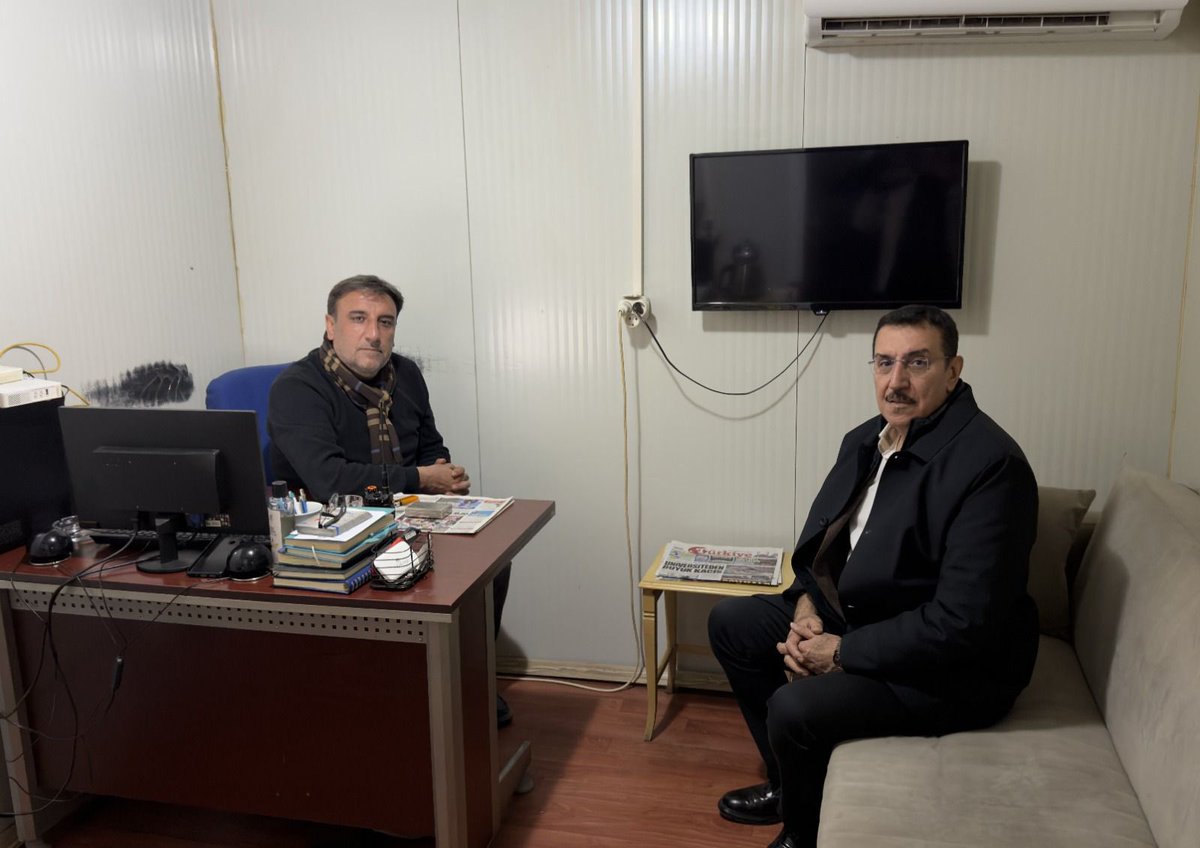 bulenttufenkci's tweet image. Basın mensupları ziyaretlerimiz kapsamında İhlas Haber Ajansı İl Temsilcisi Sayın Hasan Eryılmaz’ı ziyaret ettik.

Nazik misafirperverliği ve samimi karşılamaları için kendilerine teşekkür ediyor, görevinde başarılar ve kolaylıklar diliyorum.

#İHA #Malatya #Basın