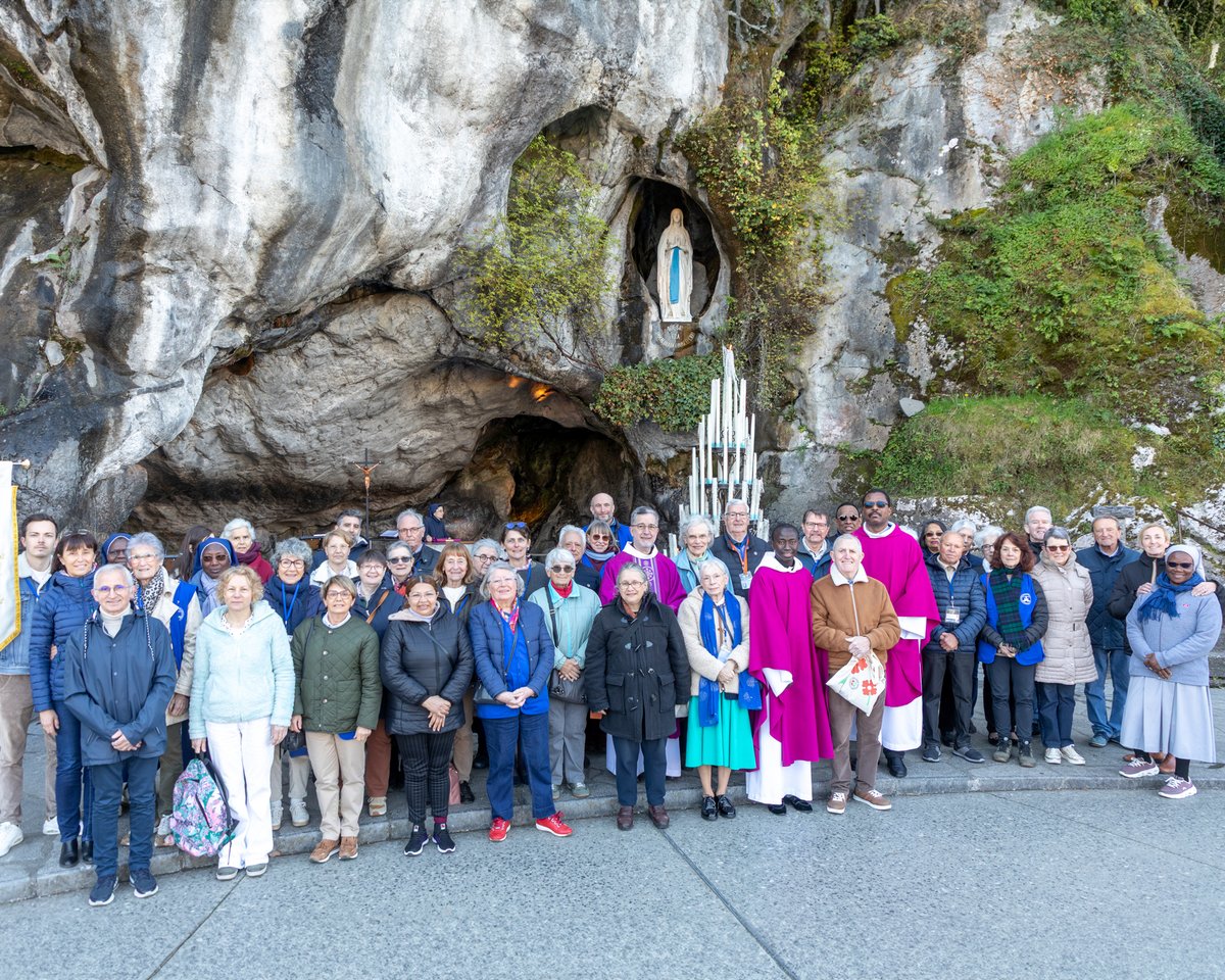 Sanctuaire Notre-Dame de Lourdes tweet media