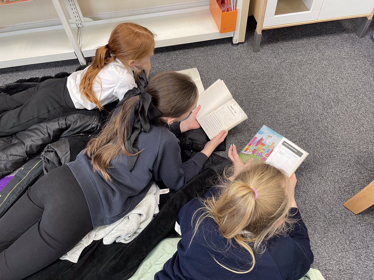 NorthfieldSch's tweet photo. Year 5 had a fabulous afternoon yesterday visiting South Elmsall library. It was lovely to see them become book worms! #southelmsalllibrary #readingcommunity #readingforpleasure https://t.co/sgTAV4dnTe