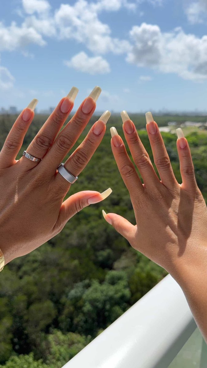 Natural_Nailss's tweet photo. Follow her on IG @ stateof_am
.
.
.
#naturalnailfactory #longnailbeds #longnails #nopolish #realnails https://t.co/j0vT5hHTsf