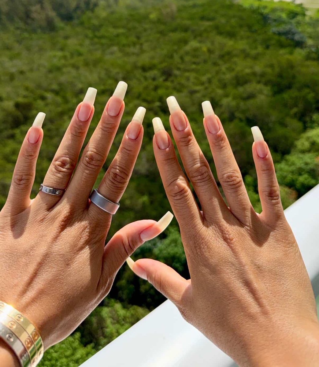 Natural_Nailss's tweet photo. Follow her on IG @ stateof_am
.
.
.
#naturalnailfactory #longnailbeds #longnails #nopolish #realnails https://t.co/j0vT5hHTsf