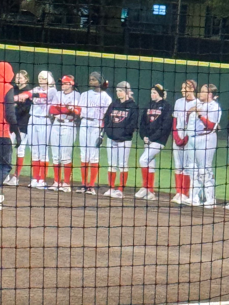 Ariel Tobeck tweet media