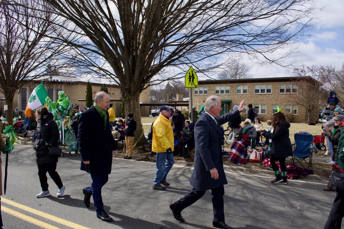 Rep. Richard Neal tweet media