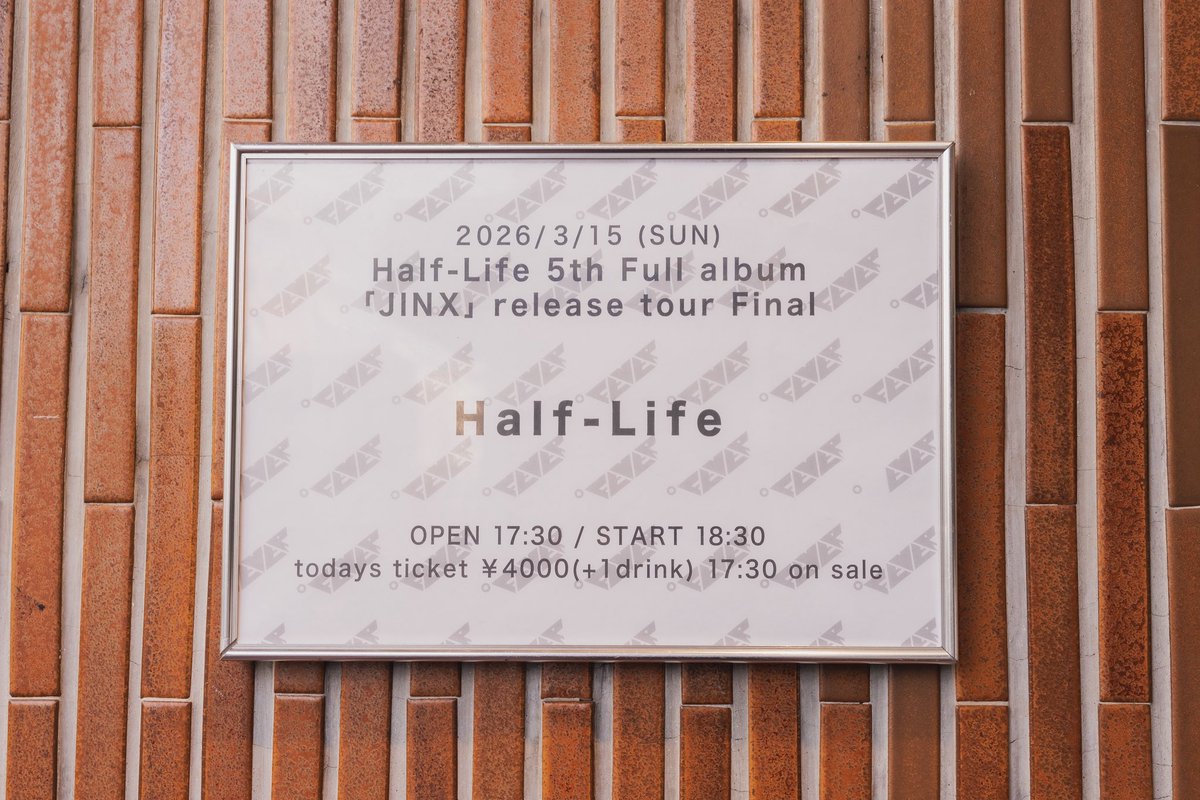 Half-Life tweet media
