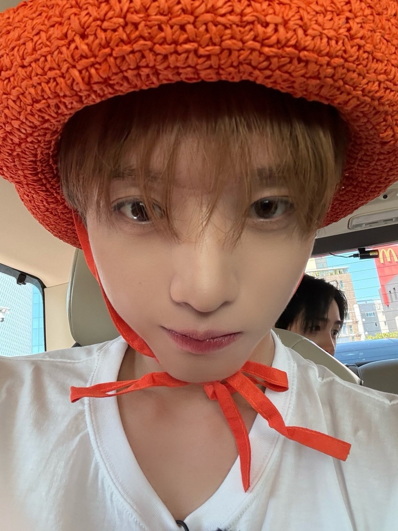 selfolssi ♤ tweet media