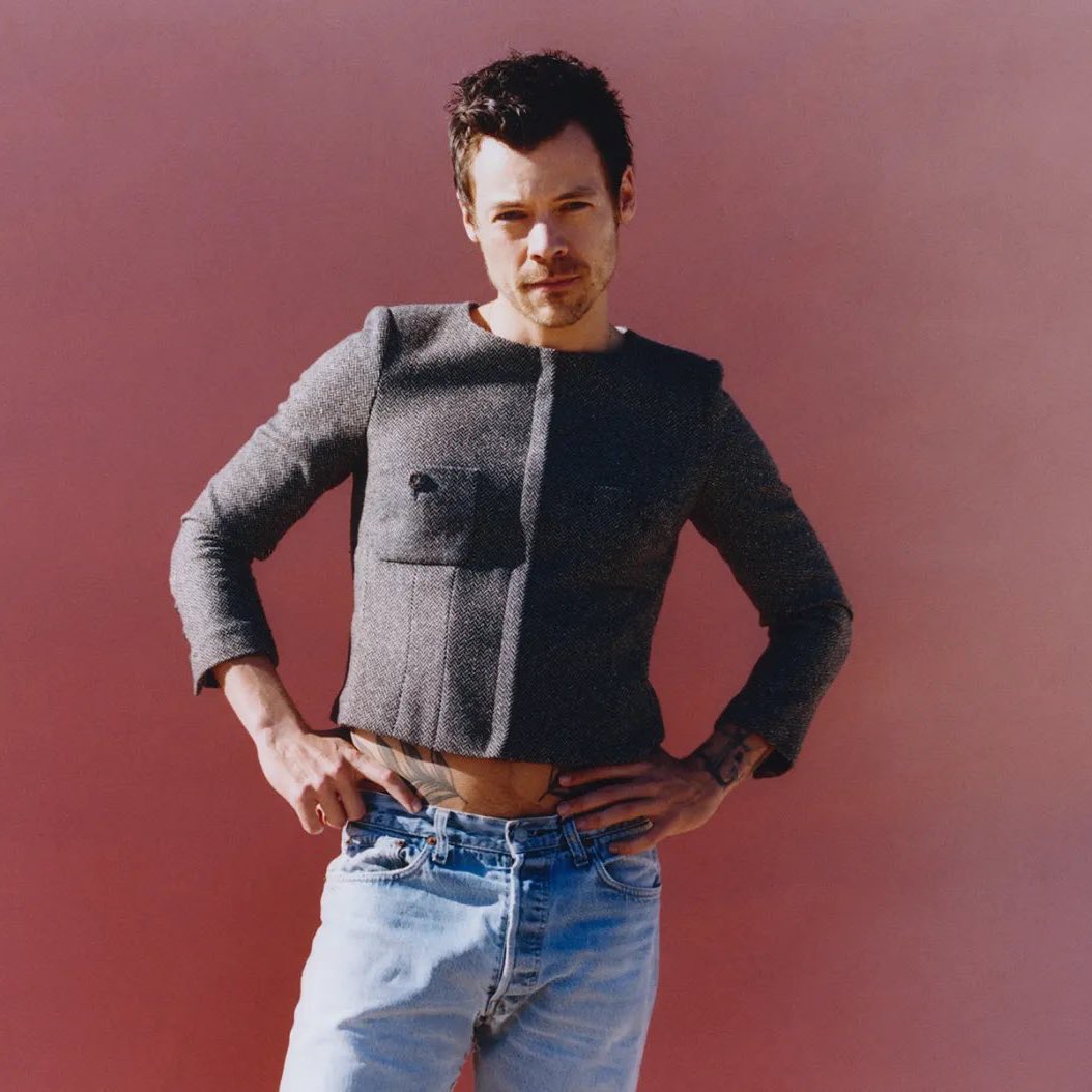 Harry Styles charts all 12 songs from ‘Kiss All The Time. Disco, Occasionally.’ in the top 50 on the Hot 100:

#4: American Girls
#9: Aperture
#15: Ready, Steady, Go!
#17: Taste Back
#18: Coming Up Roses
#23: Pop
#25: Are You Listening Yet?
#26: Dance No More
#28: The Waiting