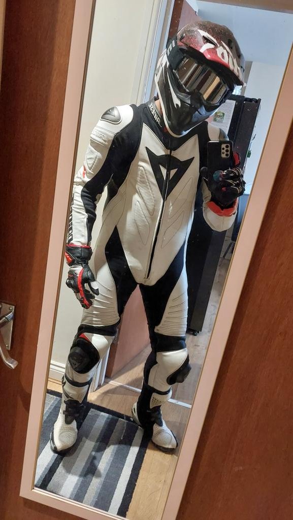 drone symbiote @doggyweekend tweet media