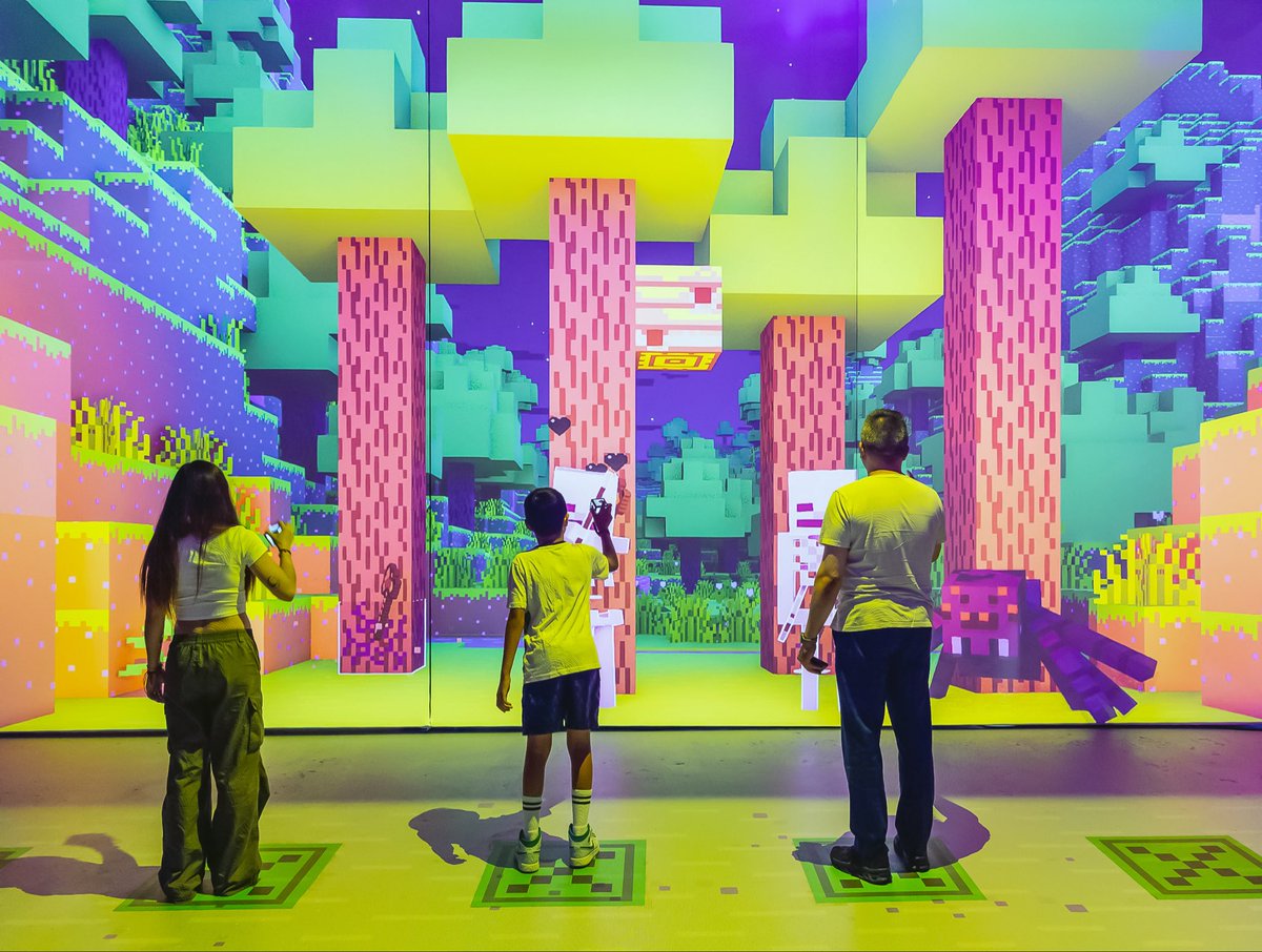fandads's tweet image. Buy your tickets today for the @Minecraft  Experience in Chicago! #MinecraftExperience #Chicago 

MinecraftExperience.com