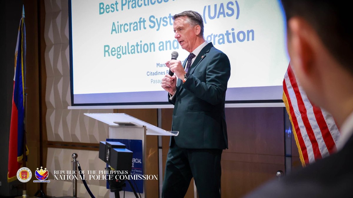 NAPOLCOM tweet media