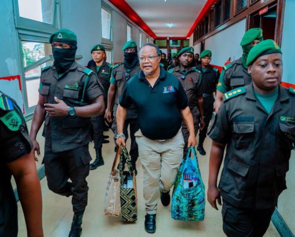 Mbishi ⚖ tweet media